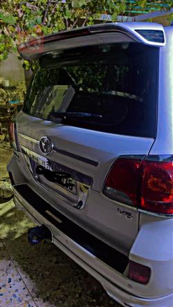 تويوتا لاندكروزر